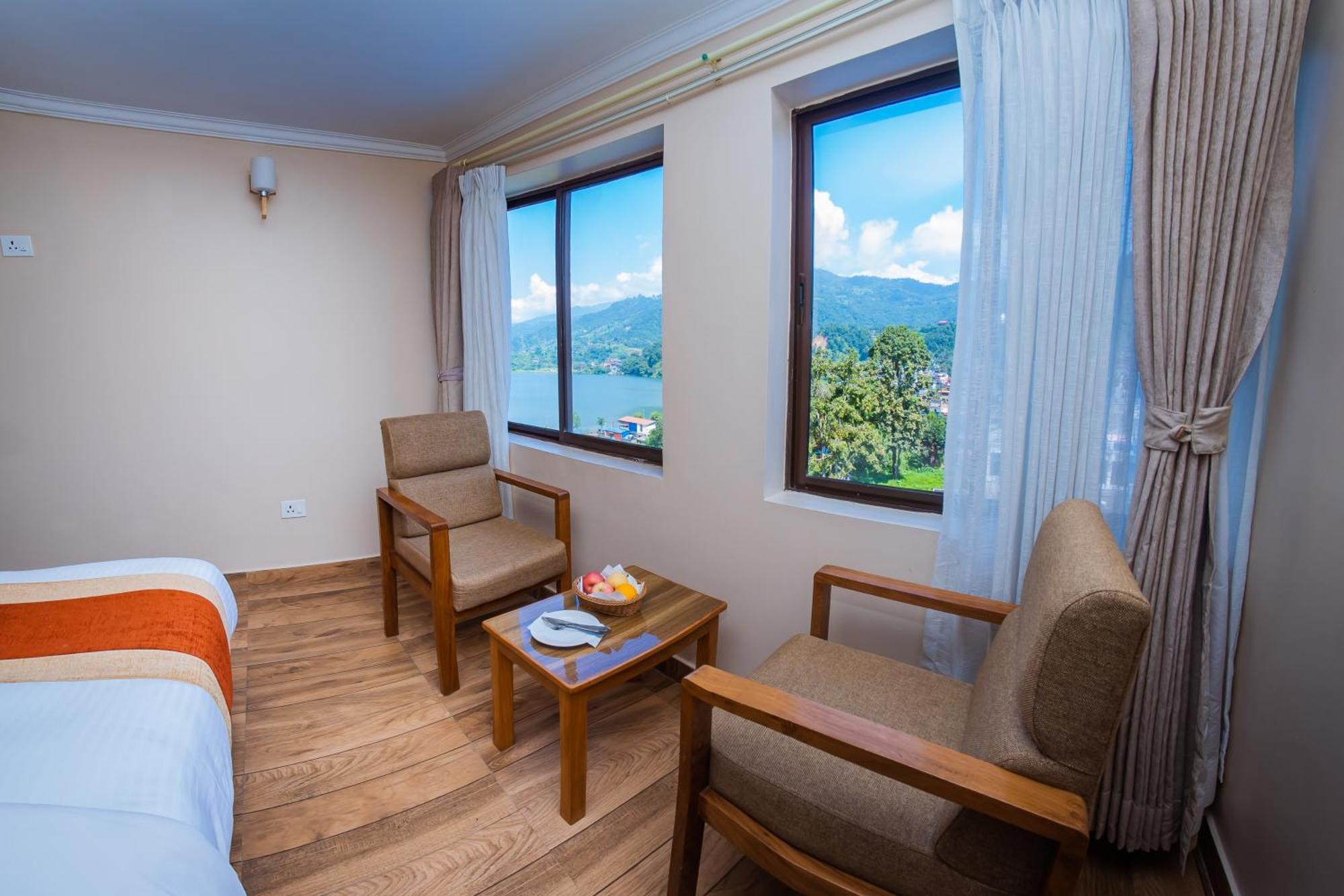 Hotel Fewa Camp Pokhara Exteriör bild