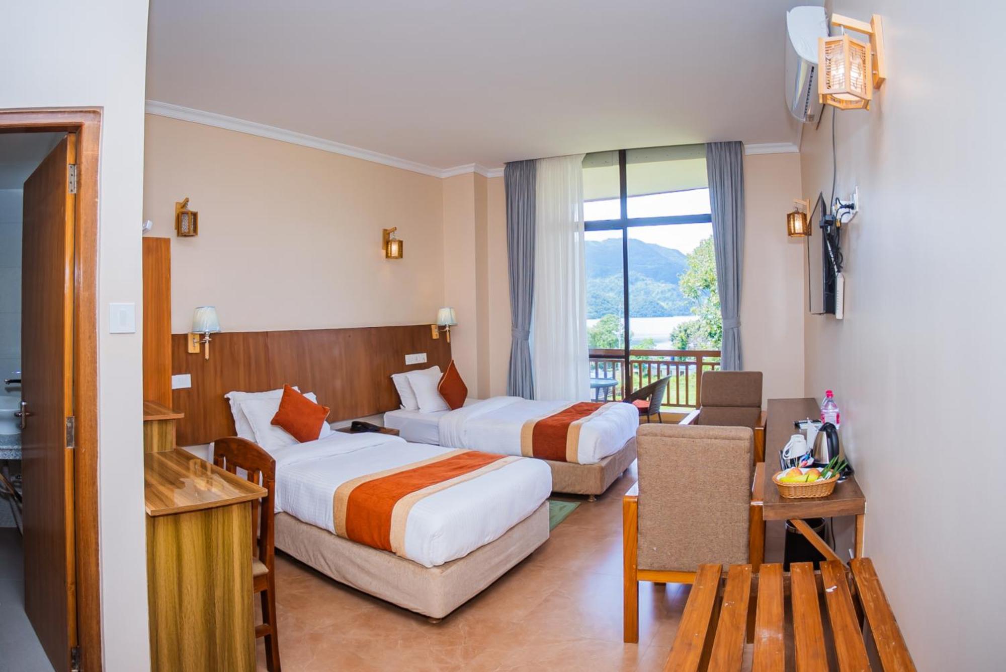 Hotel Fewa Camp Pokhara Exteriör bild
